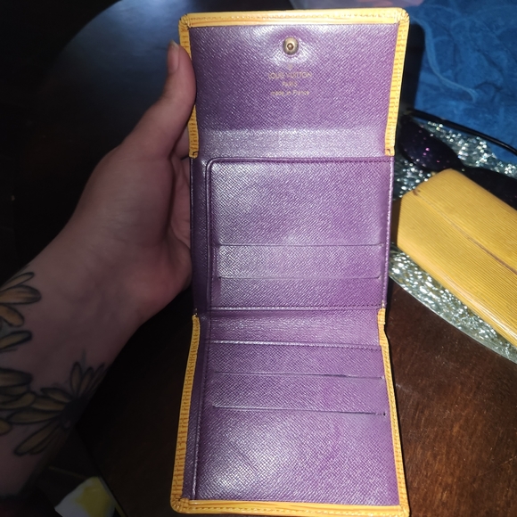 Yellow Epi Leather Wallet Louis Vuitton - Picture 4 of 6